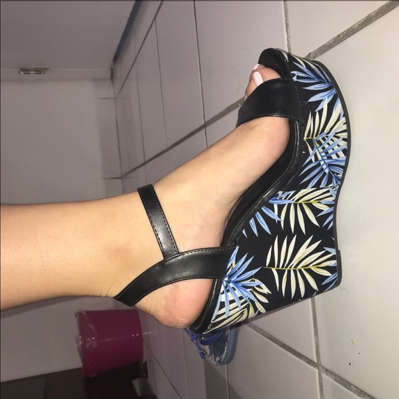 Wedges - Picture 3 of 3